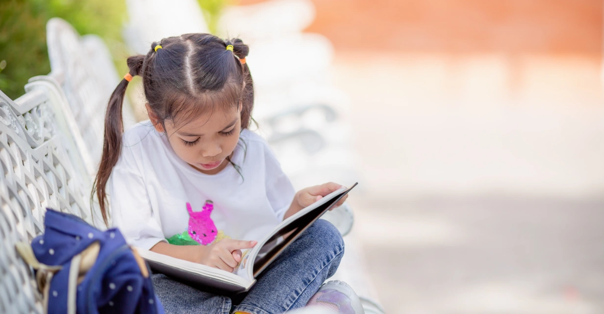 Child feeling stuck with reading while parent explains—NAPLAN inference practice