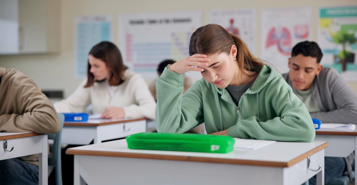 Child feeling stuck with reading while parent explains—NAPLAN inference practice
